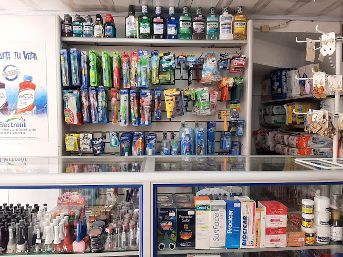 Imagen de Drogueria la Efectiva Capera - Farmacia en Bogotá