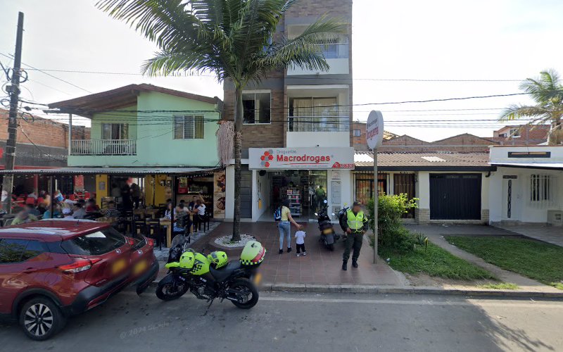 Imagen de Droguerías Macrodrogas - Farmacia en Rionegro