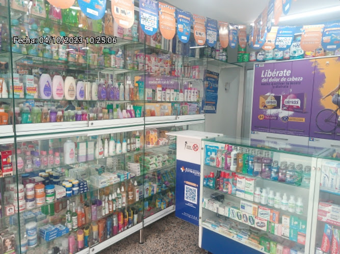 Imagen de Farmacenter El Carmen Villanueva - Farmacia en Bogotá