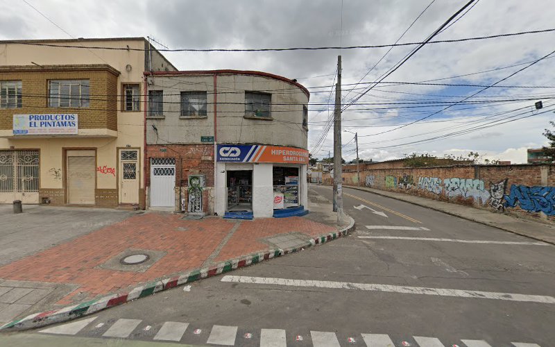 Imagen de Hiperdroguería Santa Ana - Farmacia en Bogotá