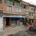 Lumax Droguería - Farmacia en Medellín