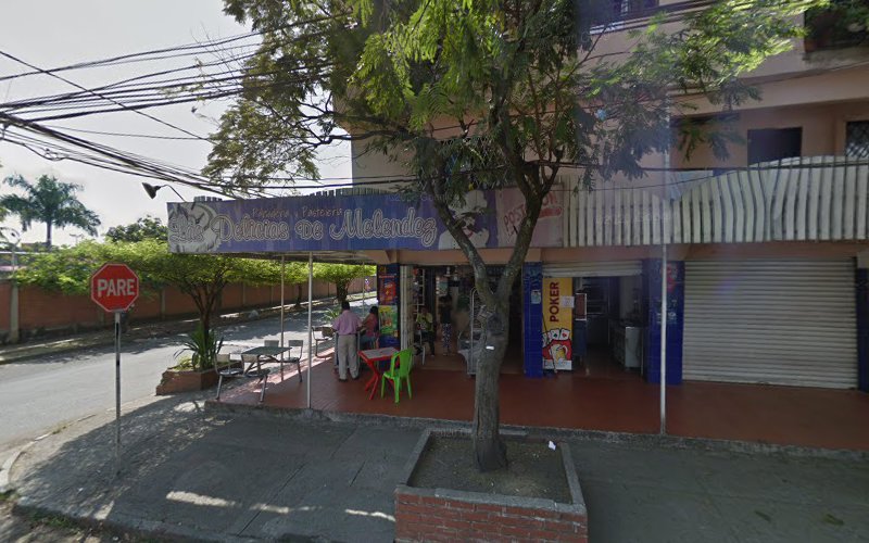 Imagen de SALUD DROGUERIA - Farmacia en Cali